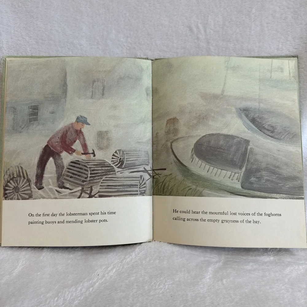 Hide and‎ Seek Fog Childrens Book by Alvin Tresselt Duvoisin 1965 Weekly Reader